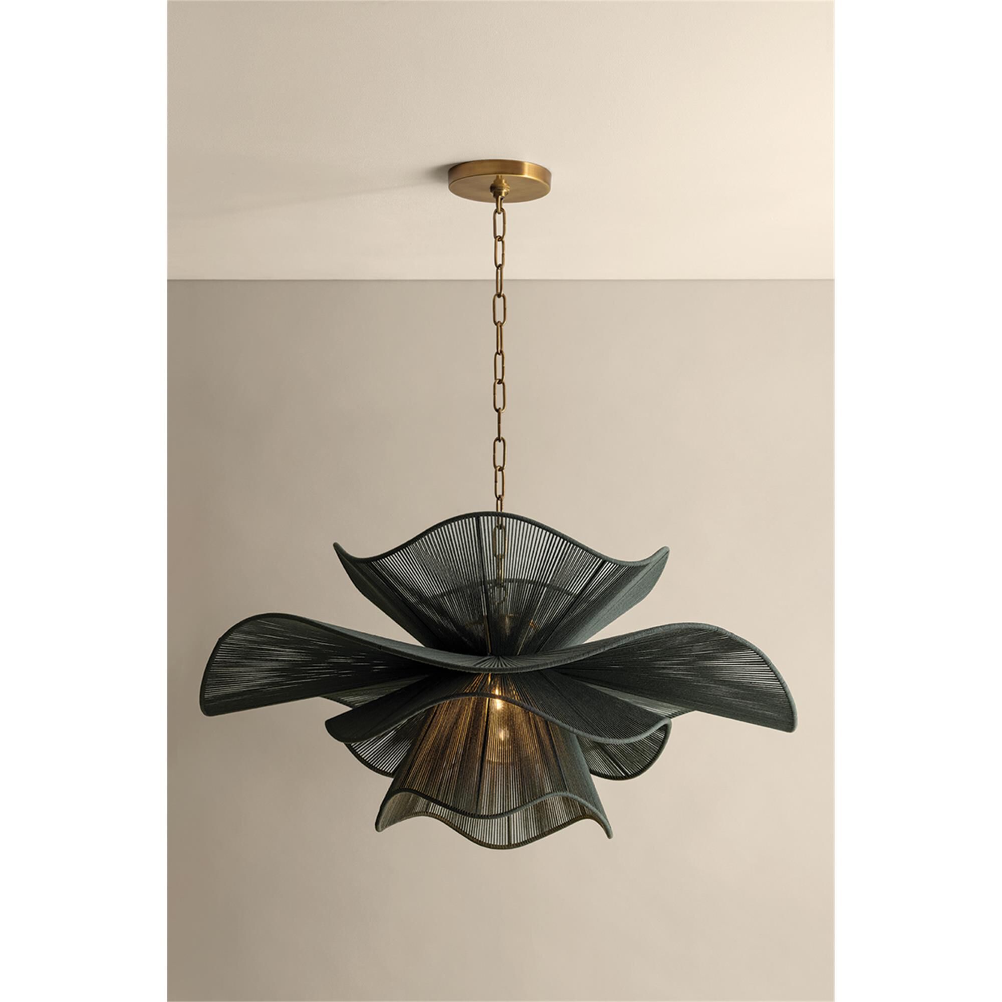 Amanda Medium Chandelier,
